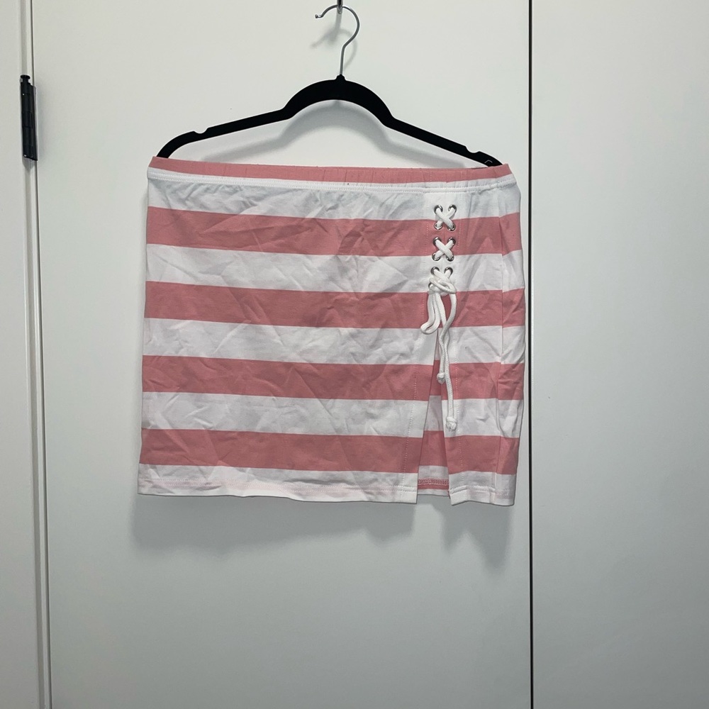 Dollskill “Poster Girl” mini skirt